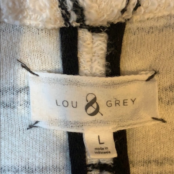 Adorable Lou and Grey Blazer! - Picture 3 of 4